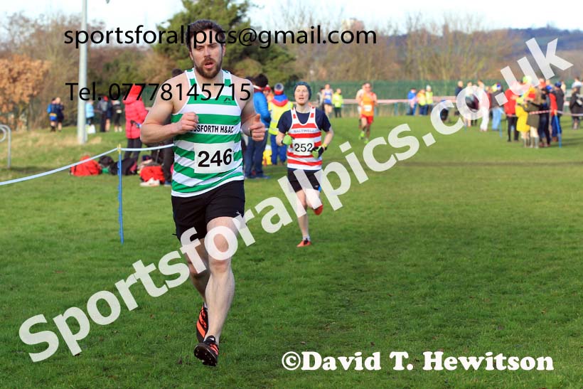 Senior mens 2022 Birtley Cross Country Relays. Photo: David T. Hewitson/Sports for All Pics